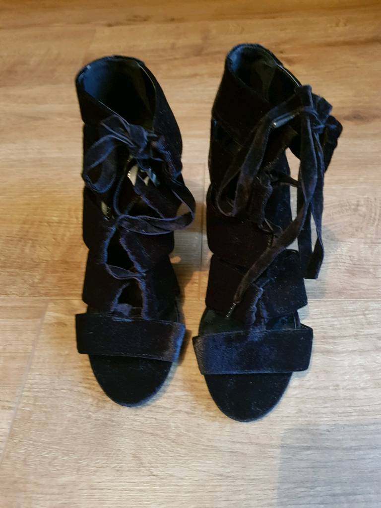 new look going out shoes